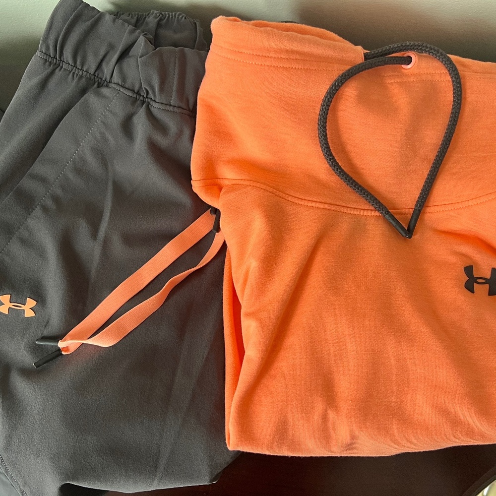 Under Armour track pant and crop sweatshirt set
